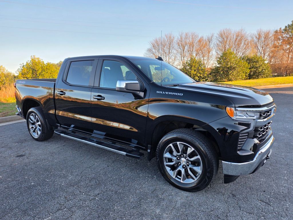 2024 CHEVROLET Silverado