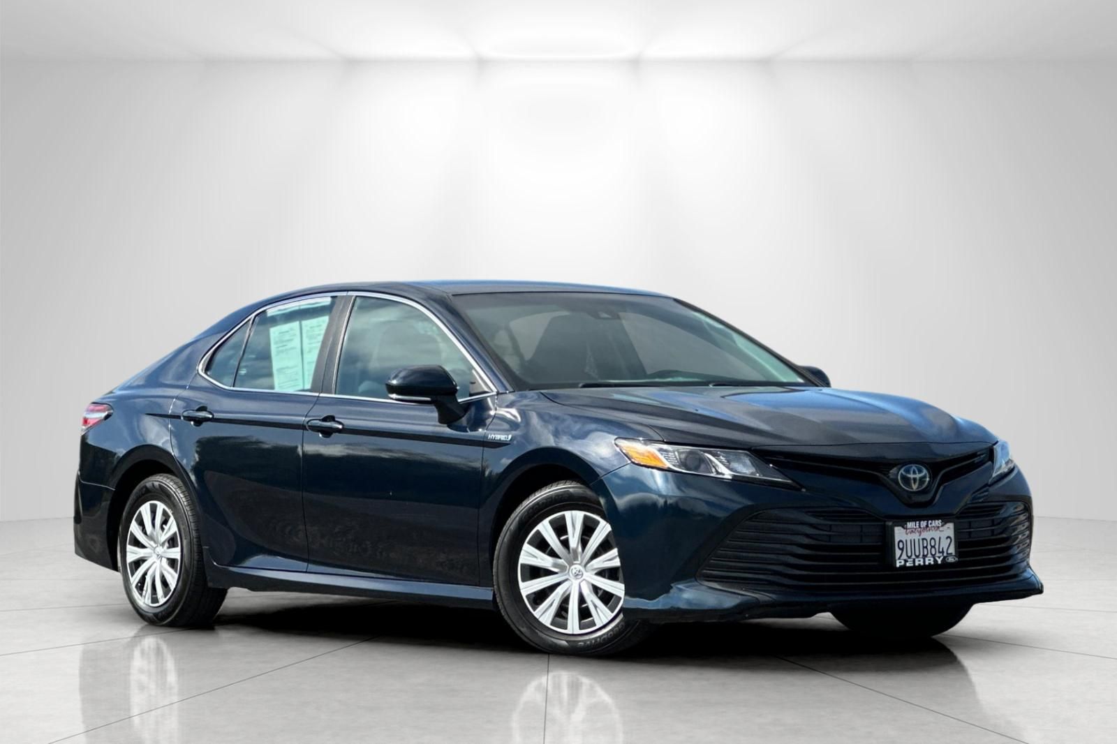 2020 TOYOTA Camry