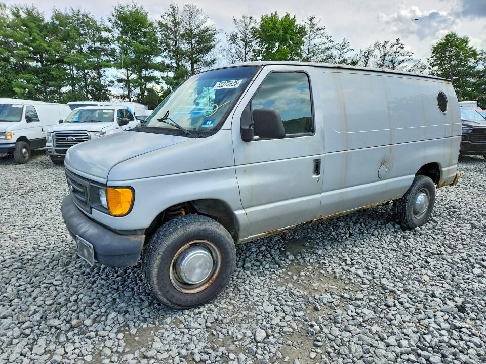 2004 FORD E-350