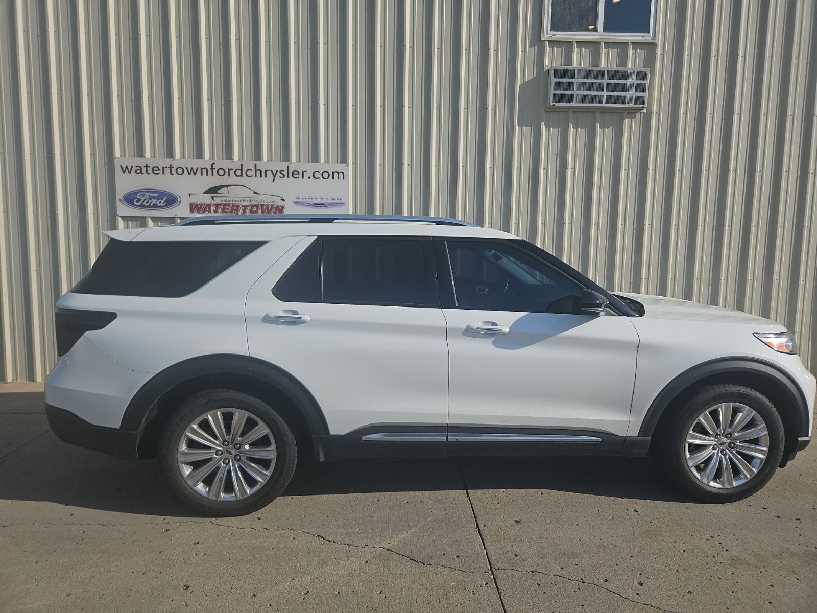 2021 FORD Explorer