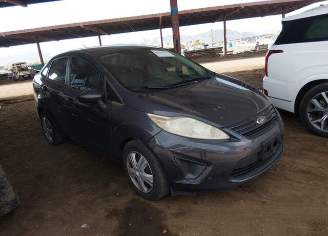 2013 FORD Fiesta