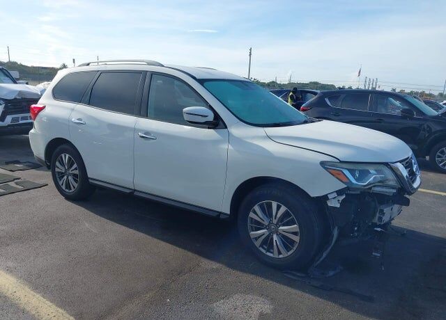 2020 NISSAN Pathfinder