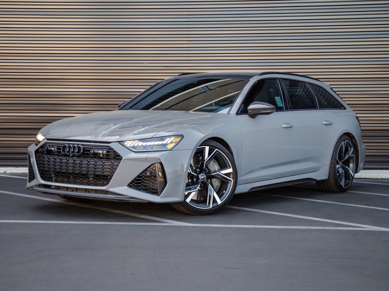 2021 AUDI RS 6 Avant
