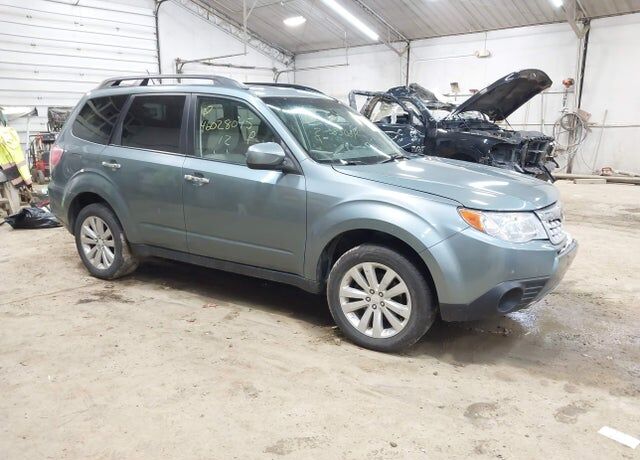 2012 SUBARU Forester