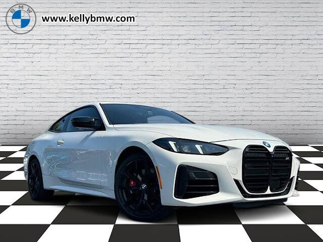 2025 BMW M4