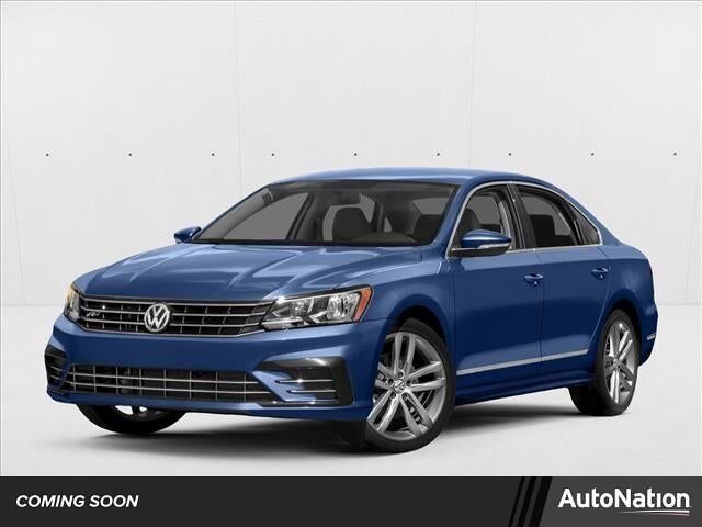 2017 VOLKSWAGEN Passat