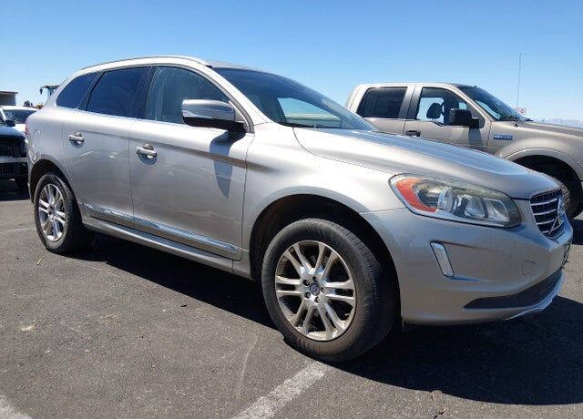 2015 VOLVO XC60