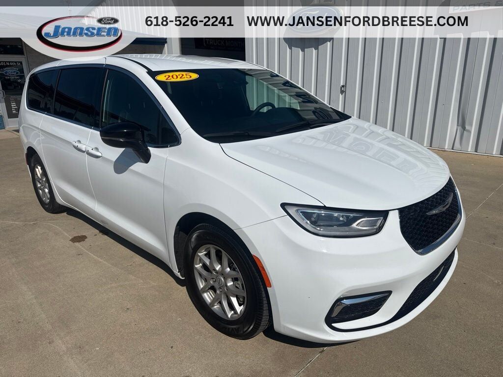 2025 CHRYSLER Pacifica