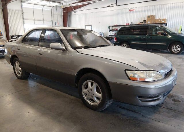 1994 LEXUS ES