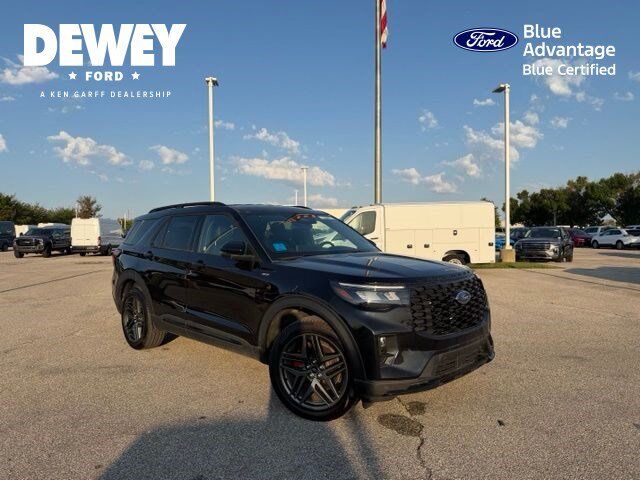 2025 FORD Explorer
