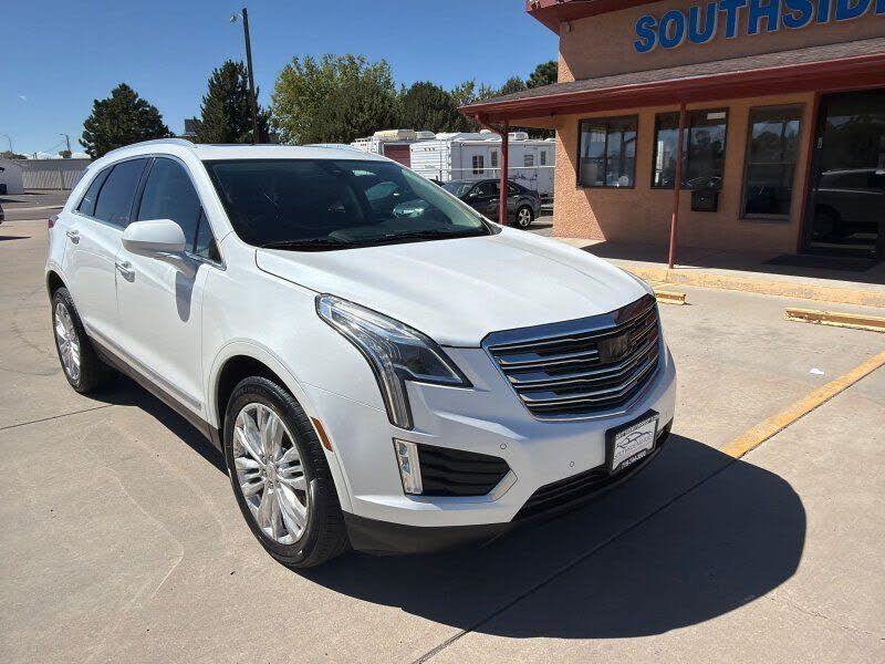 2017 CADILLAC XT5