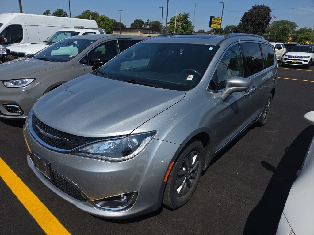 2020 CHRYSLER Pacifica