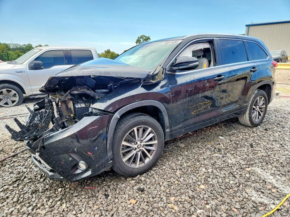 2018 TOYOTA Highlander