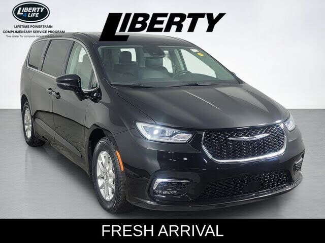 2024 CHRYSLER Pacifica