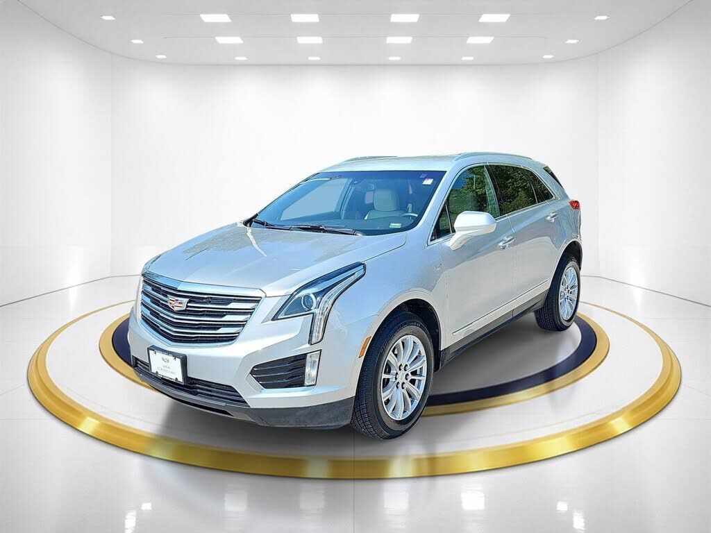 2017 CADILLAC XT5