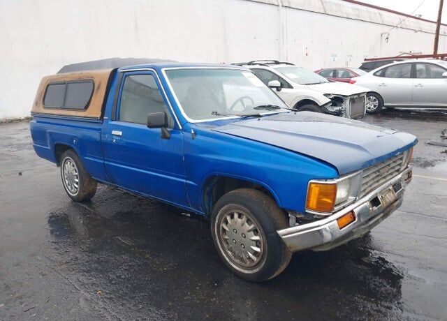 1987 TOYOTA Pick-Up
