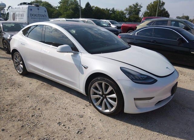 2018 TESLA Model 3