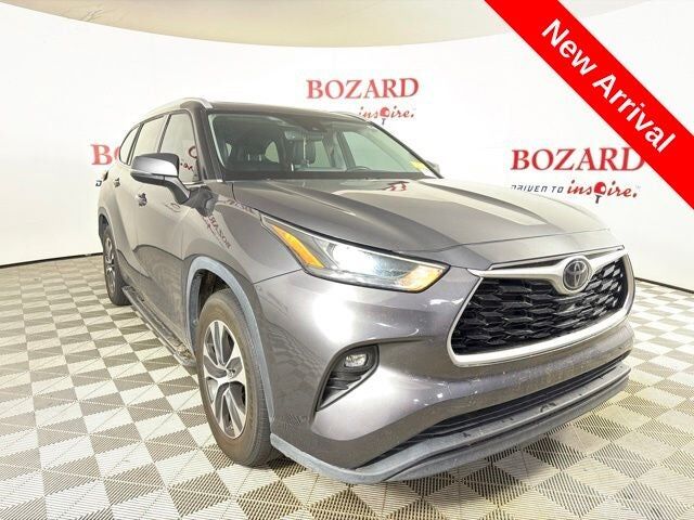 2022 TOYOTA Highlander