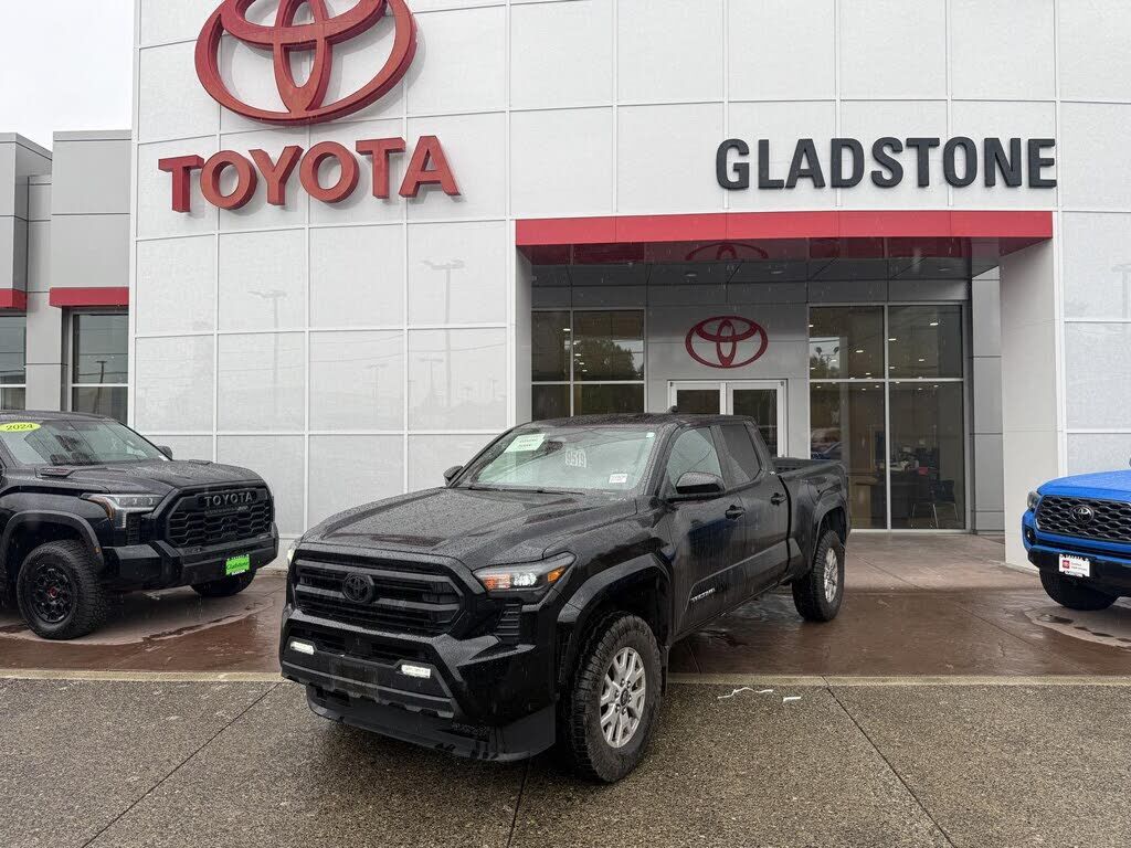 2024 TOYOTA Tacoma