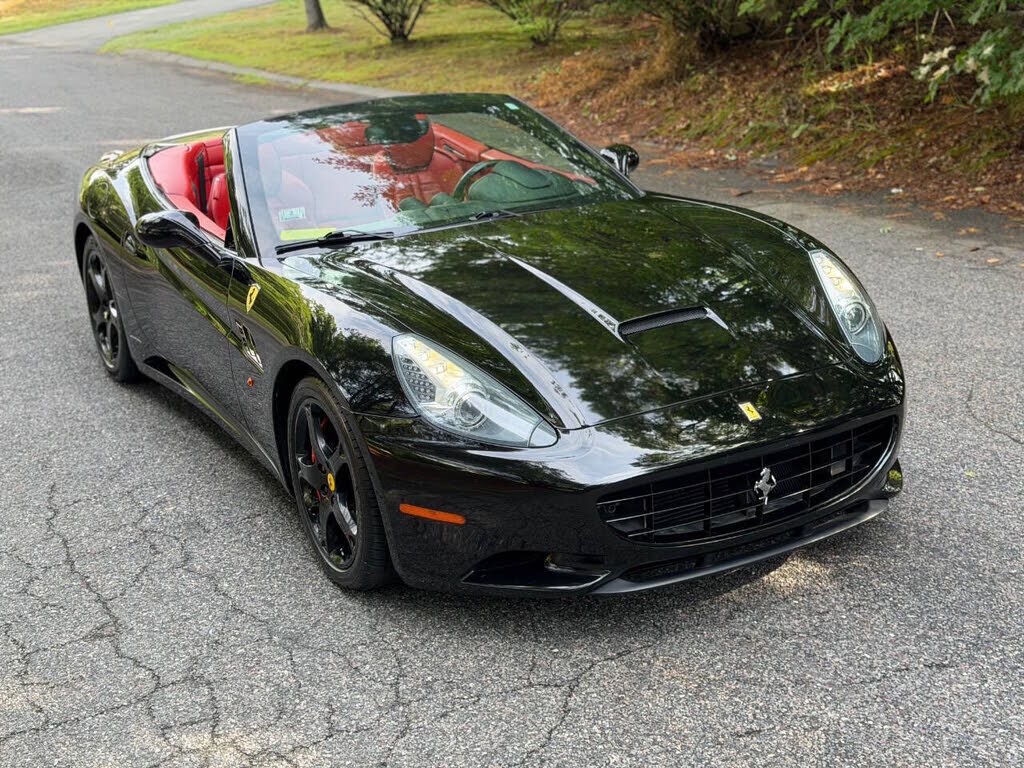 2010 FERRARI California
