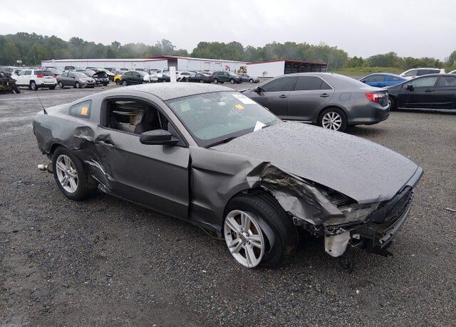2013 FORD Mustang