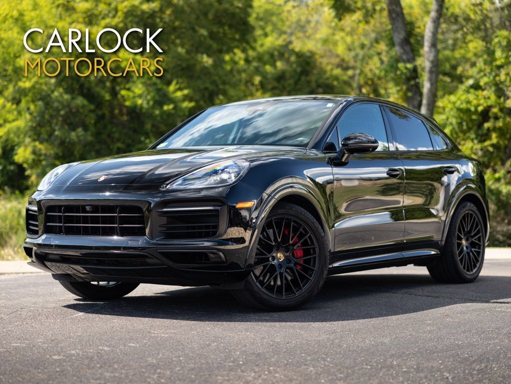 2022 PORSCHE Cayenne