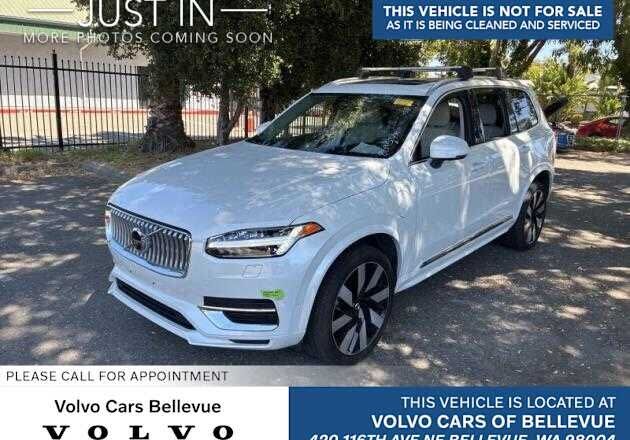 2023 VOLVO XC90