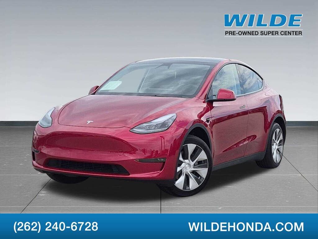 2024 TESLA Model Y
