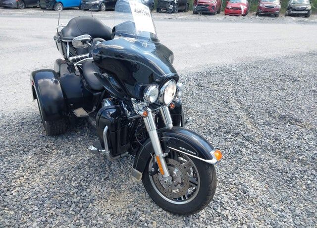 2012 HARLEY DAVIDSON Tri Glide Ultra Classic