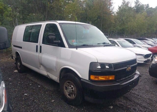 2020 CHEVROLET Express