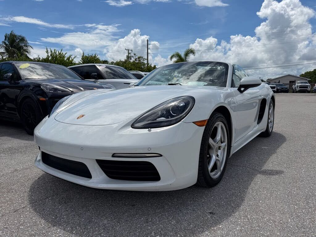 2021 PORSCHE 718