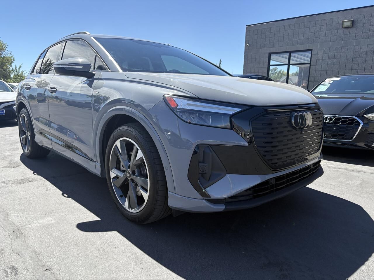 2024 AUDI Q4