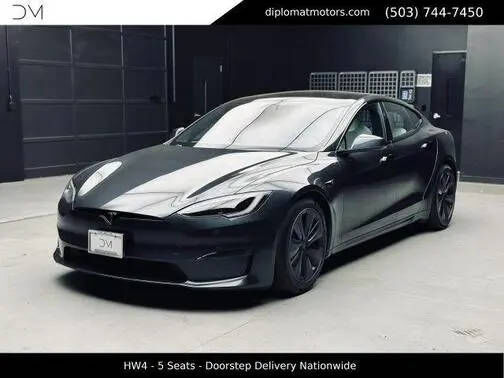 2025 TESLA Model S