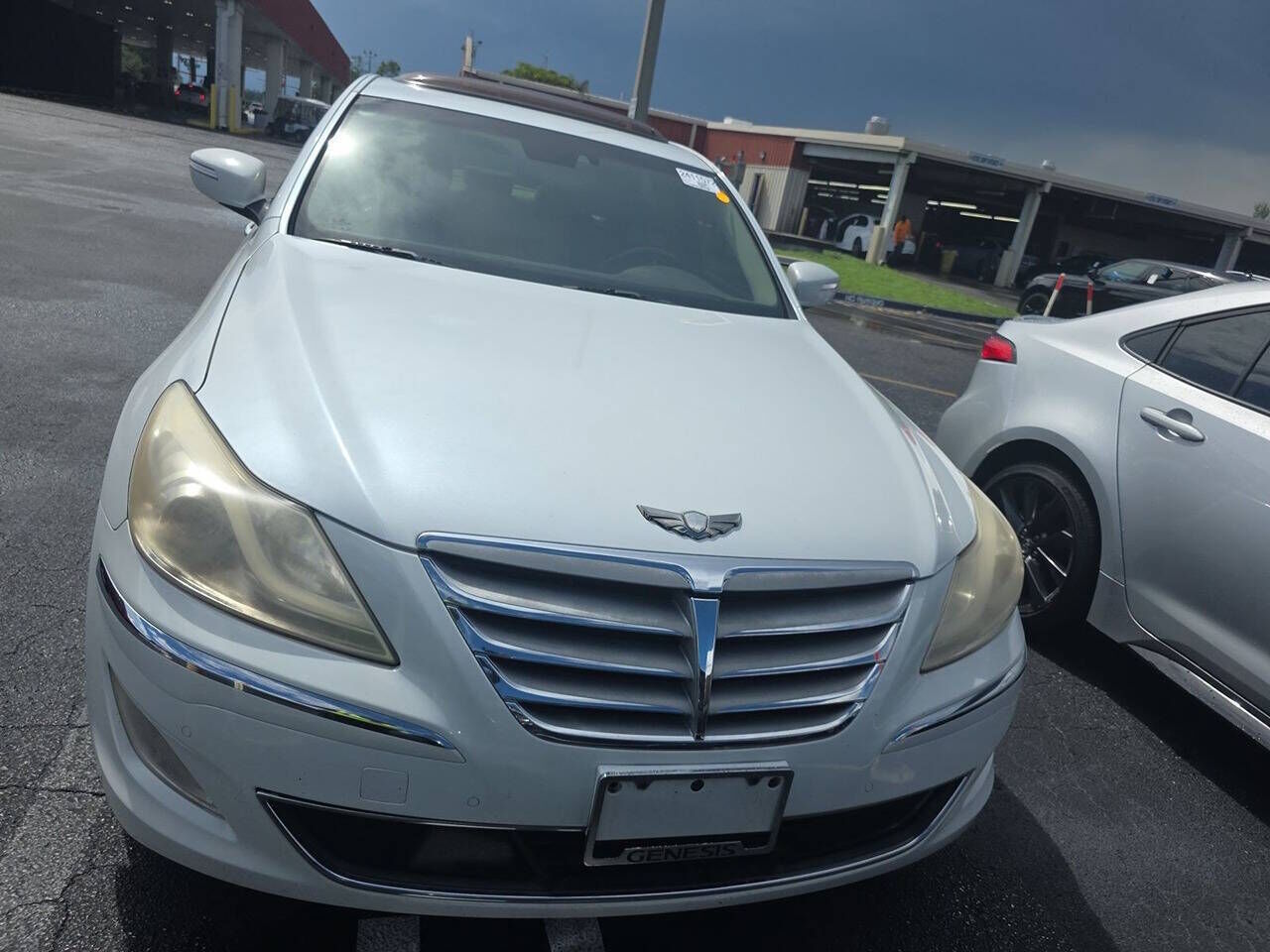 2012 HYUNDAI Genesis