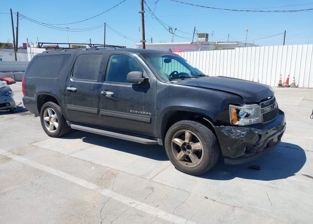 2012 CHEVROLET Suburban