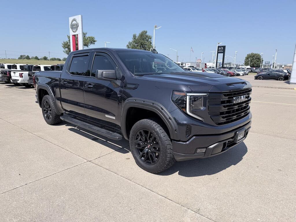 2024 GMC Sierra