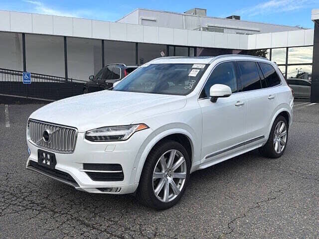2016 VOLVO XC90