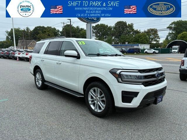 2023 FORD Expedition