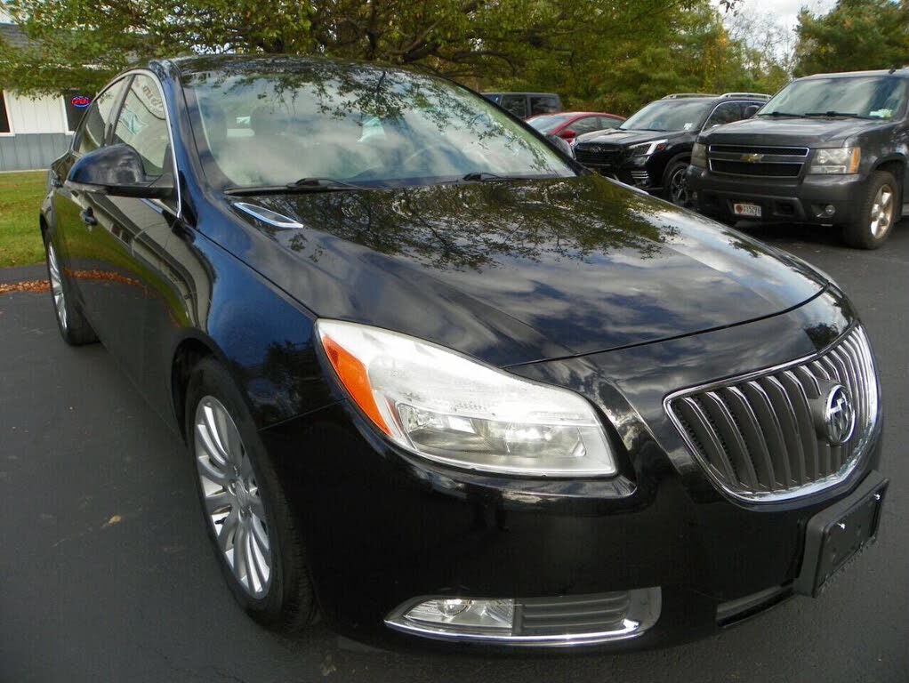 2013 BUICK Regal
