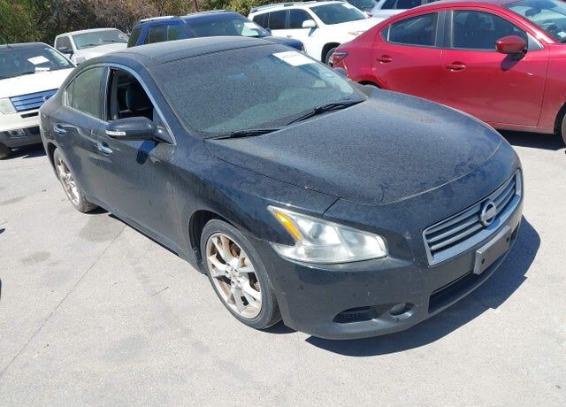2014 NISSAN Maxima