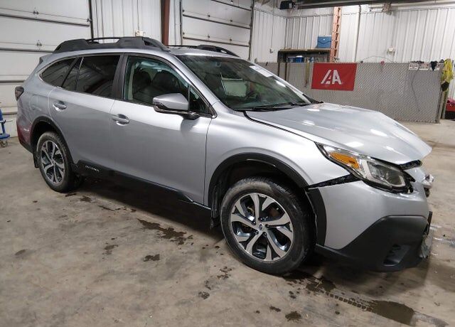 2021 SUBARU Outback