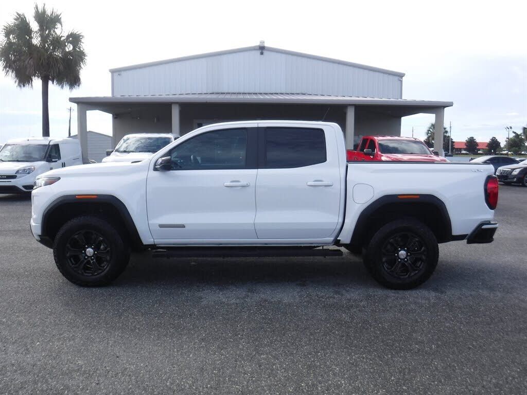 2024 GMC Canyon