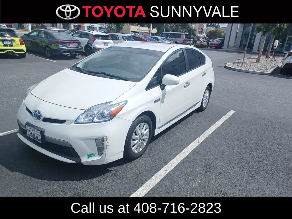 2013 TOYOTA Prius