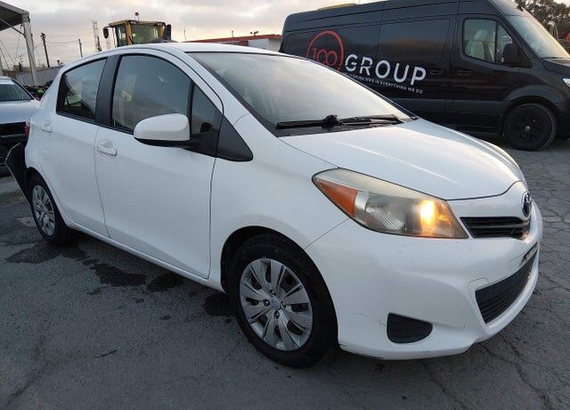 2014 TOYOTA Yaris