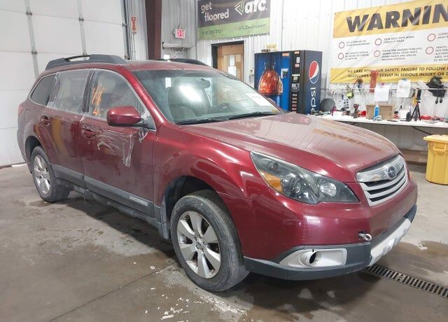 2011 SUBARU Outback
