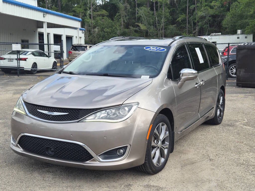 2017 CHRYSLER Pacifica