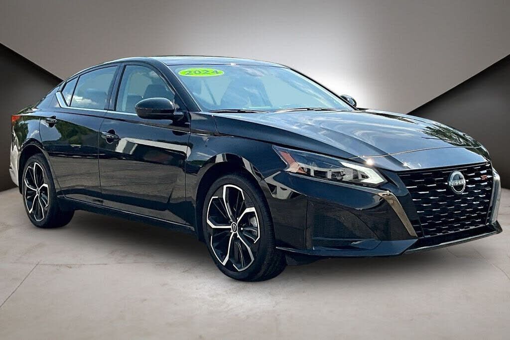 2024 NISSAN Altima