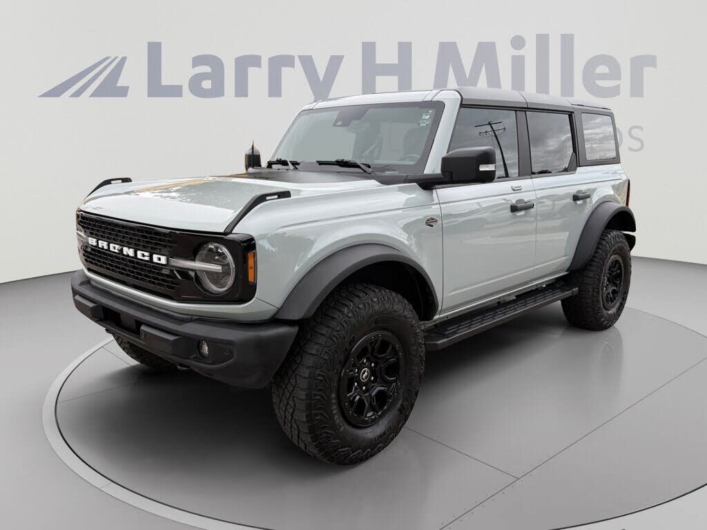 2022 FORD Bronco