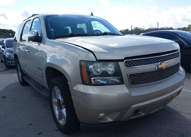 2013 CHEVROLET Tahoe