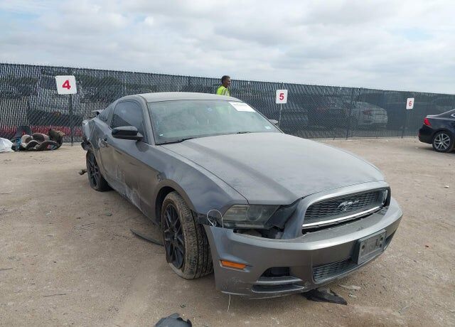 2014 FORD Mustang
